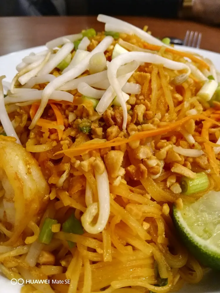 Pan Thai Noodles with Shrimp